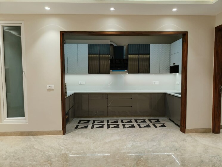  Parking, niti khand 4 Bedroom 1800 Sq.Ft. Builder Floor In Niti Khand Ghaziabad 7904191