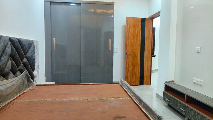 Room, niti khand 4 Bedroom 1700 Sq.Ft. Builder Floor In Niti Khand Ghaziabad 7904230