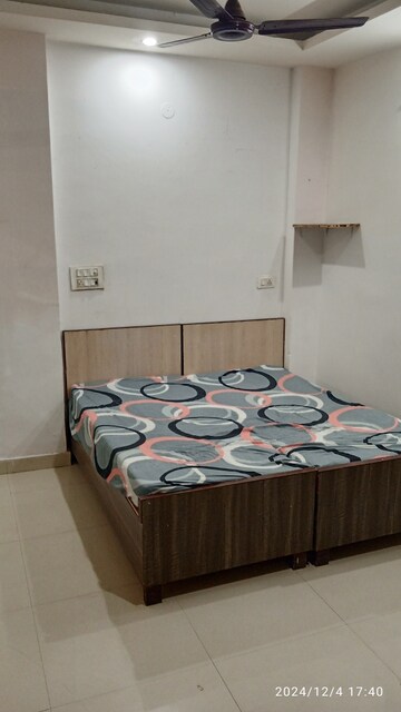 Bedroom in Studio Builder Floor at Minarch Tower, Sector 44 – for Rent