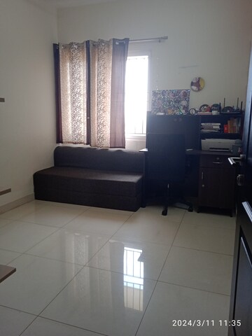 Living Room in 2.5 BHK Apartment at Shriram Luxor, Hennur Road – for Rent