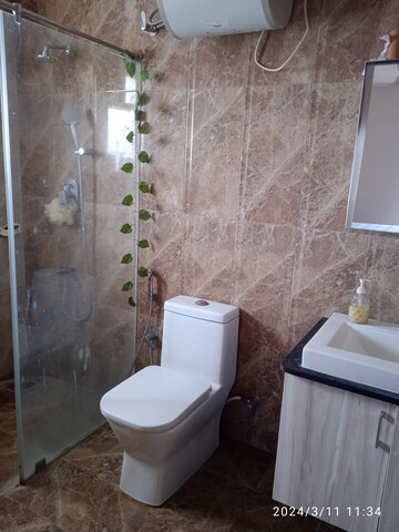 Bathroom in 2.5 BHK Apartment at Shriram Luxor, Hennur Road – for Rent