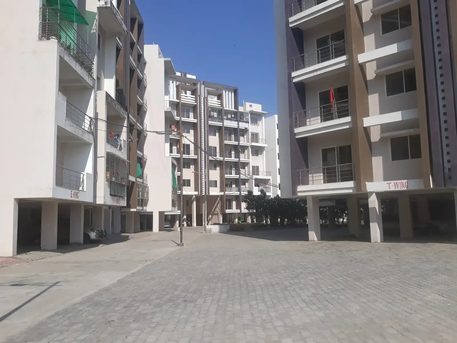 3 BHK Apartment For Sale in Shree Krishna Heights