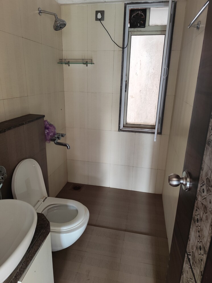 Bathroom, db-realty-parkwoods 2 Bedroom 693 Sq.Ft. Apartment In Kasarvadavali Thane 7904378