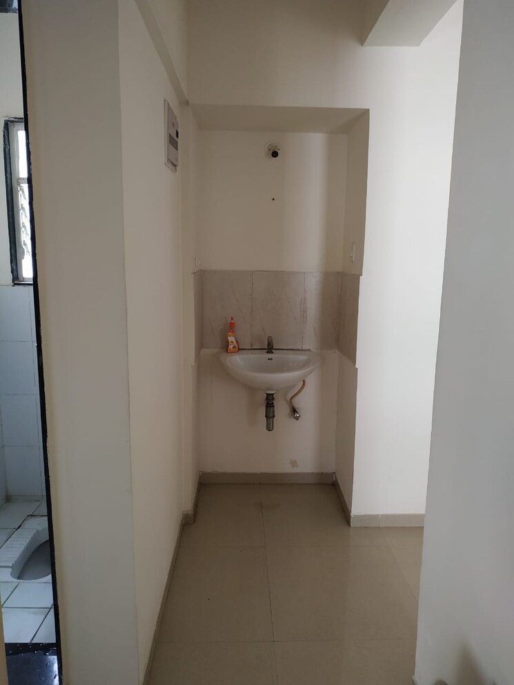 Bathroom, sancheti-belcastel 1 Bedroom 560 Sq.Ft. Apartment In Mundhwa Pune 7904425