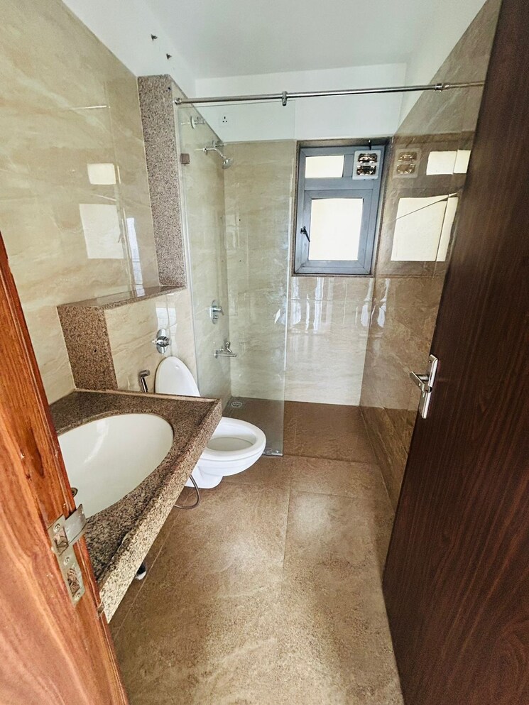 Master Bedroom, amanora-adreno-towers 3.5 Bedroom 1820 Sq.Ft. Apartment In Hadapsar Pune 7904452