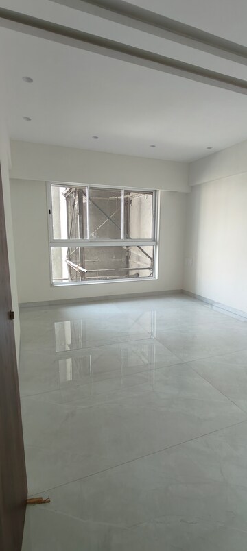 Room in 3 BHK Apartment at Chembur Heights, Chembur – for Sale
