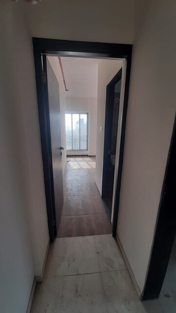 Master Bedroom in 2 BHK Apartment at Kurla West – for Rent