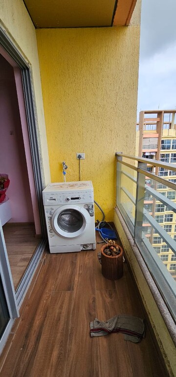 Balcony in 4 BHK Apartment at Amanora Adreno Towers, Hadapsar – for Sale