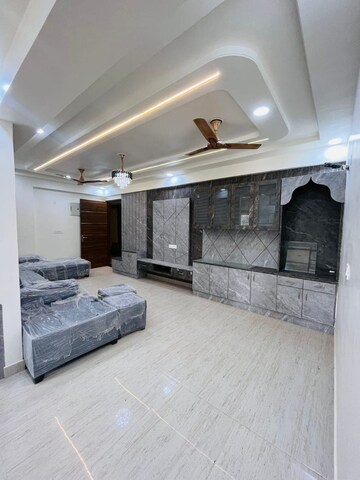 Furnished Amenities in 3 BHK Apartment at Sirsi Road – for Sale