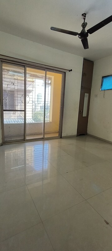 Room in 3 BHK Apartment at Dweepmala Gauri Priya, Kharghar – for Rent