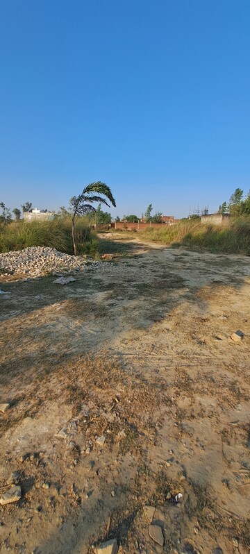  Plot – Exterior View View at Sultanpur Road - for Sale