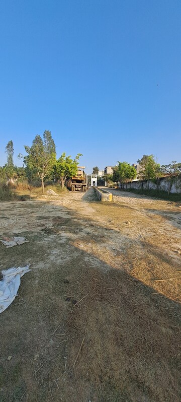  Plot – Exterior View View at Sultanpur Road - for Sale