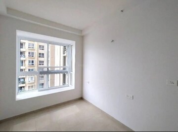 Room in 2 BHK Apartment at Bhartiya Nikoo Homes, Thanisandra Main Road – for Sale