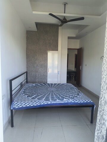 Room in 3 BHK Builder Floor at Dehradun Cantt – for Rent