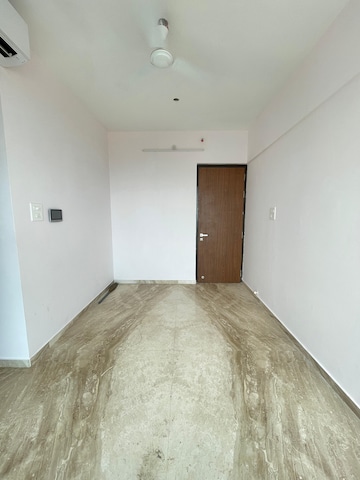 2 BHK Apartment For Rent in Godrej Nest Kandivali, Kandivali East