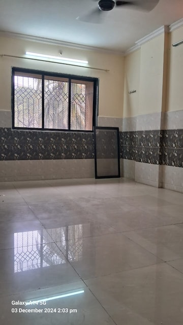 2 BHK Apartment For Rent in Kurla West
