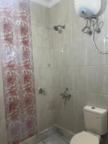 Bathroom in 3 BHK Builder Floor at Sector 47 – for Rent