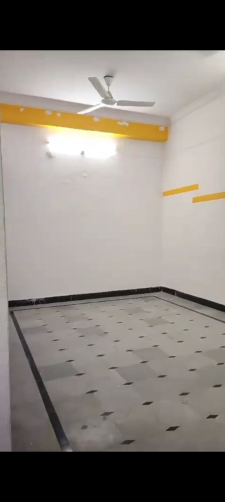 Room, brindavan-colony-tolichowki 6+ Bedroom 150 Sq.Yd. Apartment In Tolichowki Hyderabad 7905237