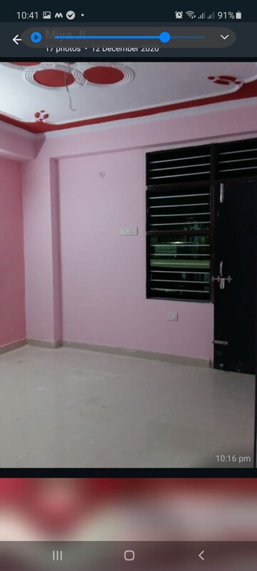 Master Bedroom in 2 BHK Builder Floor at Sector 46 – for Rent