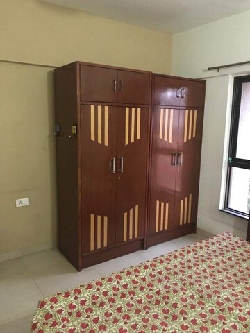 Room in 2 BHK Apartment at Konark Krish, Mundhwa – for Rent