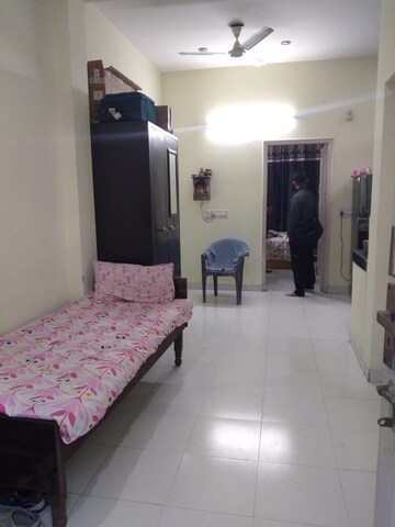 Bedroom in 1 BHK Builder Floor at Sector 23 – for Rent
