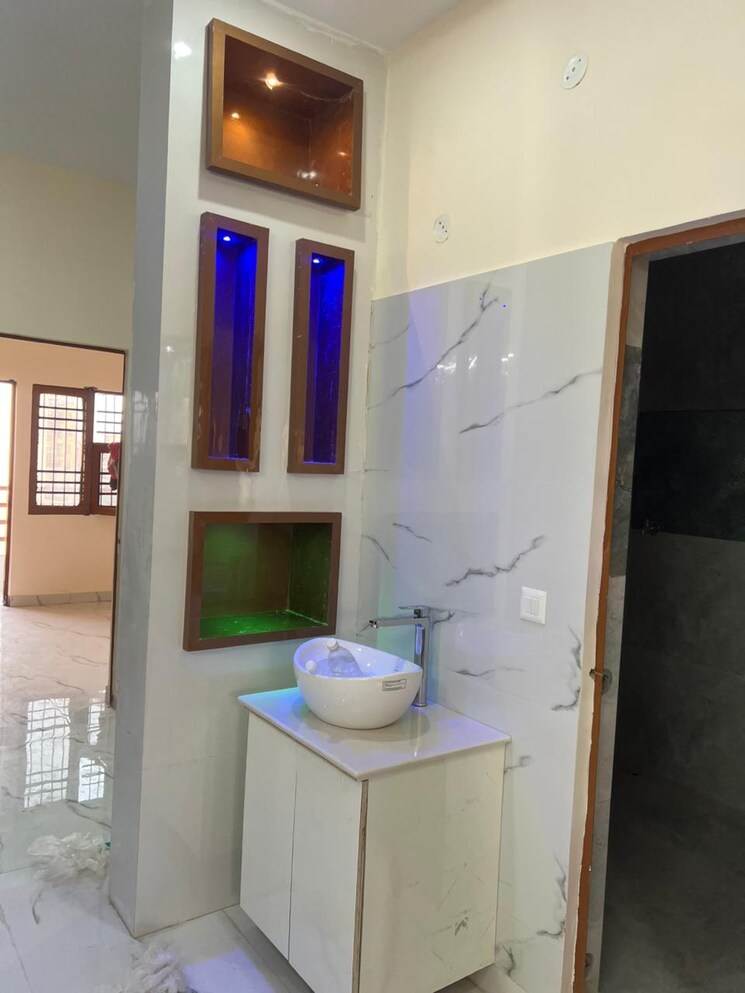 Bathroom, ardee-city 1 Bedroom 204 Sq.Ft. Builder Floor In Sector 52 Gurgaon 7905480