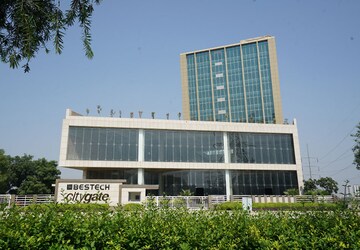  Office Space – Exterior View View at Bestech City Gate, Sector 81a - for Rent