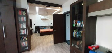 Bedroom in 5 BHK Builder Floor at Ansal Sushant Lok I, Sector 43 – for Rent