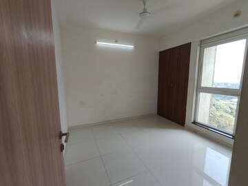 Room in 3 BHK Apartment at Godrej Emerald, Ghodbunder Road – for Rent