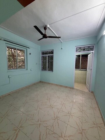 Room in 1 BHK Apartment at Yamuna CHS, Charai – for Rent