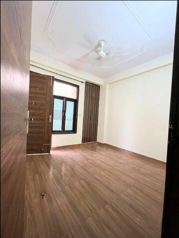 Room in 2 BHK Builder Floor at Nidhi Exclusive Floors, Mehrauli – for Rent