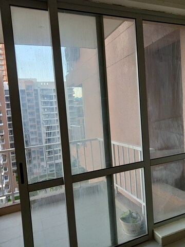 Kitchen in 2.5 BHK Apartment at Pioneer Park Phase 1, Sector 61 – for Rent