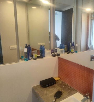 Team Area in 5 BHK Apartment at Lodha The Park, Worli – for Rent