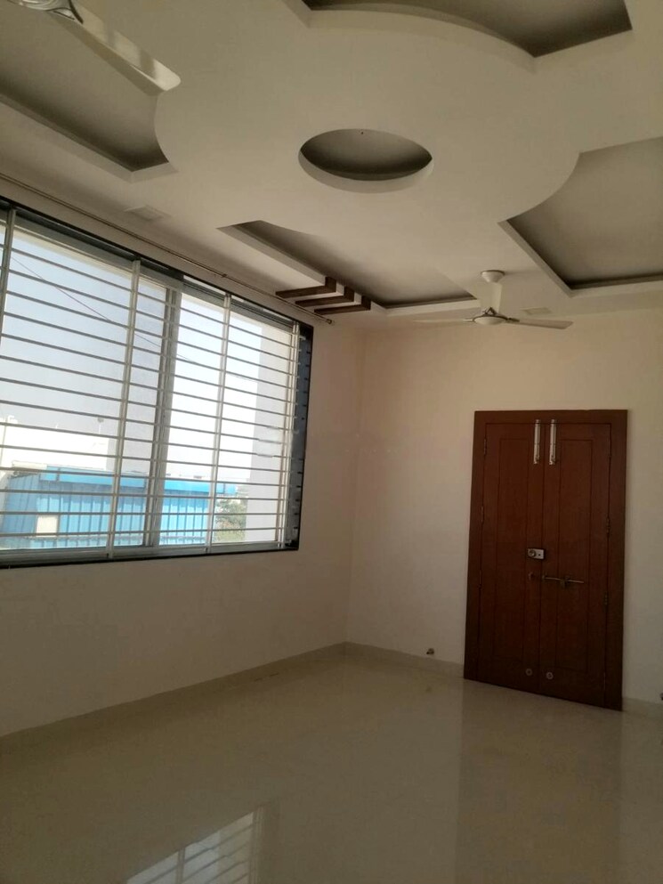 Room, mulund west 1.5 Bedroom 570 Sq.Ft. Apartment In Mulund West Mumbai 7906335