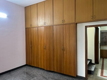 Room in 4 BHK Builder Floor at Malleswaram – for Rent