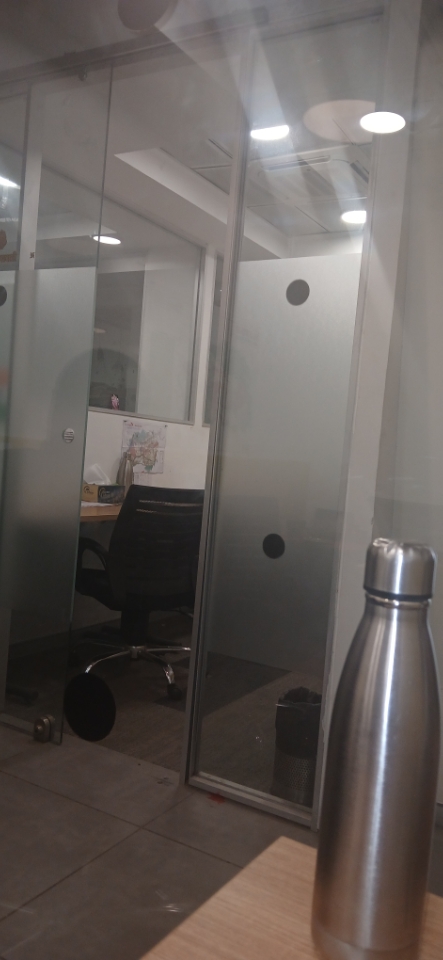 Showroom For Sale in M3M 65 Avenue