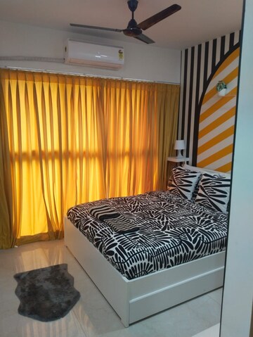 Master Bedroom in 2 BHK Apartment at Shapoorji Pallonji Epsilon, Kandivali East – for Rent