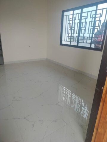 Room in 2 BHK Builder Floor at Wathoda – for Rent
