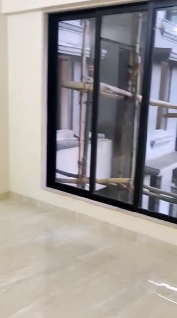 Room in 1 BHK Apartment at Chandiwala Pearl Heaven, Andheri East – for Rent