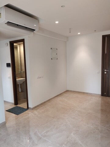  1 BHK Apartment at Hiranandani Regent Hill, Powai – for Rent