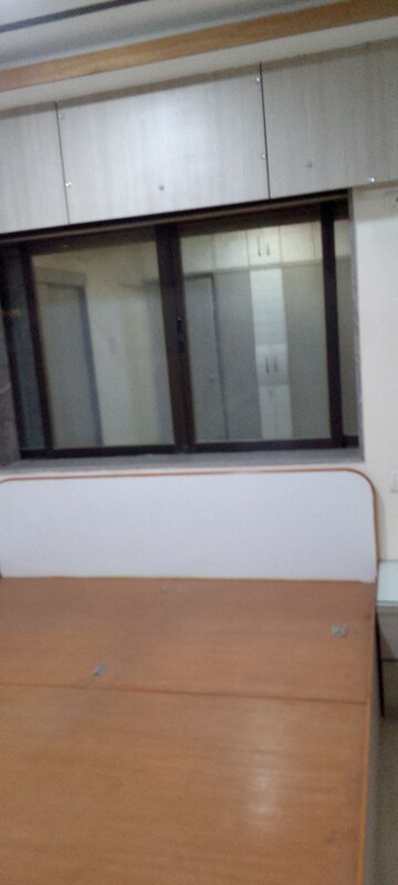Furnished Amenities in 3 BHK Apartment at Paranjape Schemes Royal Court, Andheri East – for Rent
