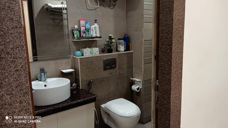Bathroom, arihant-viento 3 Bedroom 1685 Sq.Ft. Apartment In Tangra Kolkata 7907238