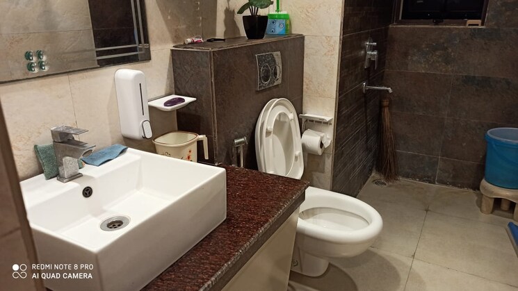 Bathroom, arihant-viento 3 Bedroom 1685 Sq.Ft. Apartment In Tangra Kolkata 7907238