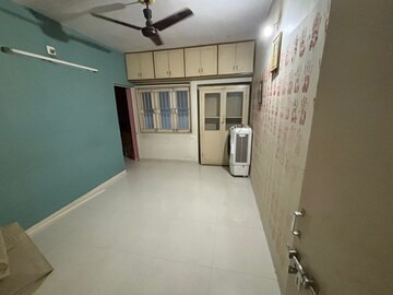 Room in 2 BHK Apartment at Sola – for Rent