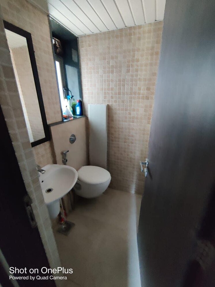 Bathroom, lodha-splendora 1 Bedroom 402 Sq.Ft. Apartment In Ghodbunder Road Thane 7907209