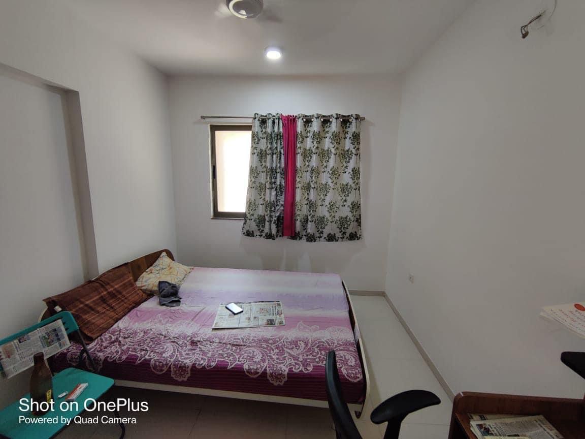 1 BHK + Extra Room Apartment For Sale in Lodha Splendora