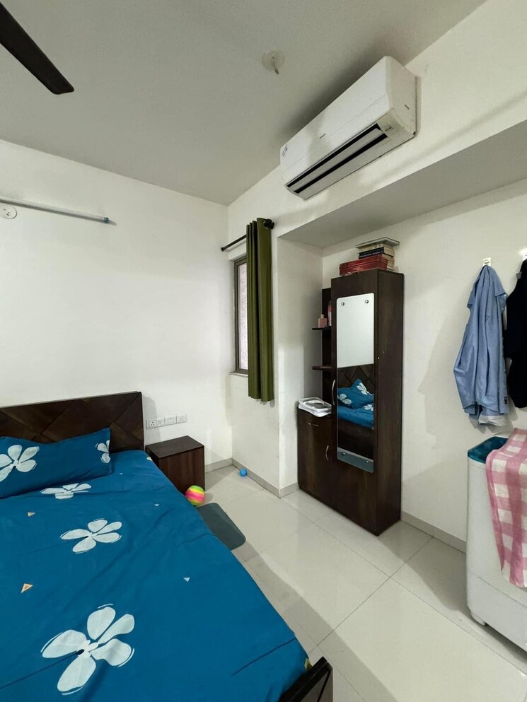 Bedroom, lodha-splendora 1.5 Bedroom 610 Sq.Ft. Apartment In Ghodbunder Road Thane 7907237