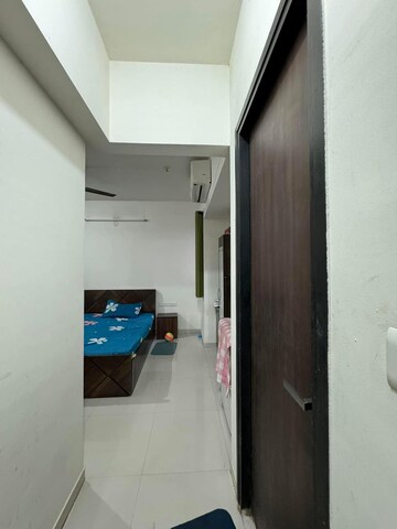 Furnished Amenities in 1.5 BHK Apartment at Lodha Splendora, Ghodbunder Road – for Sale