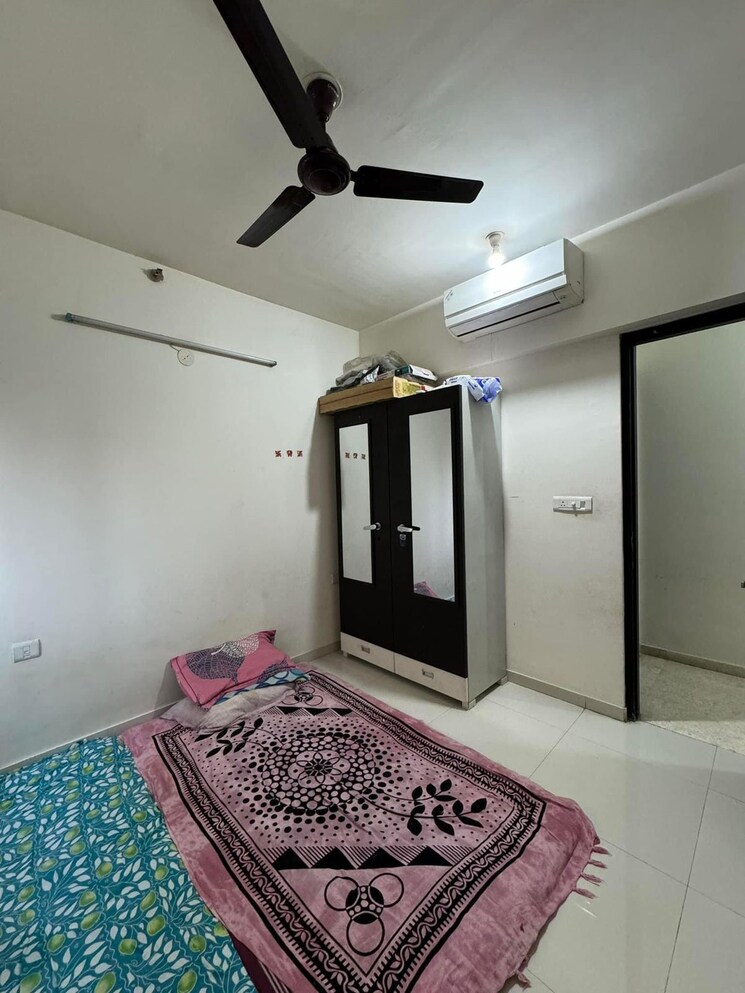 Master Bedroom, lodha-splendora 1.5 Bedroom 610 Sq.Ft. Apartment In Ghodbunder Road Thane 7907237