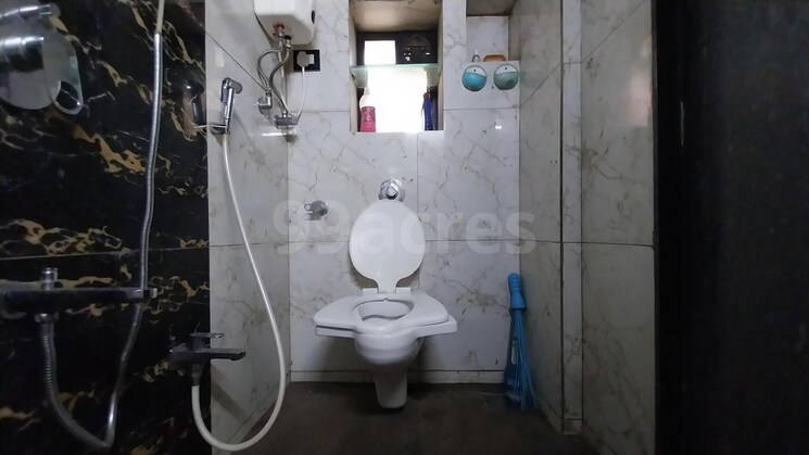 Attached Bathroom, highway-darshan-society 2 Bedroom 950 Sq.Ft. Apartment In Thane West Thane 7907245
